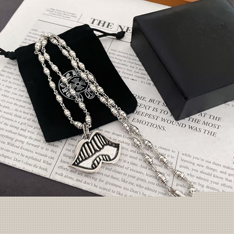 Ch**me He**ts necklaces